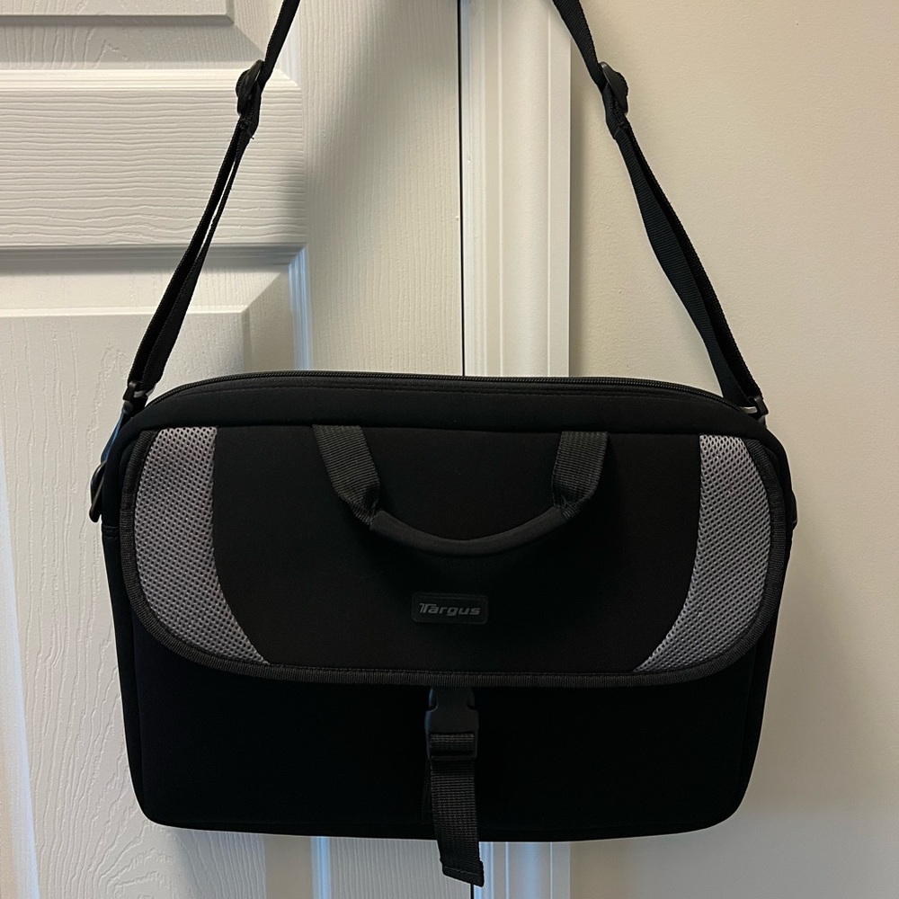 Targus Laptop Bag